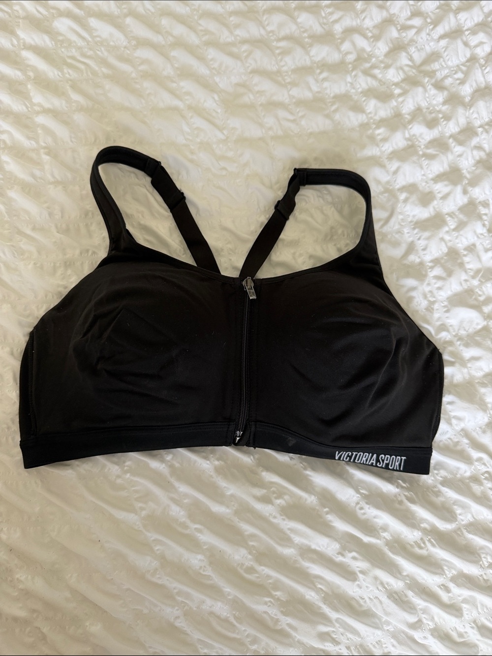VICTORIA’S SECRET KNOCKOUT front close sport bra 38D